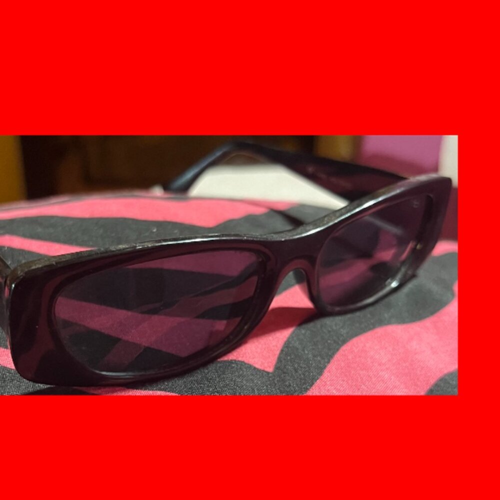 Vintage Black Rectangular Sunglasses - image 5